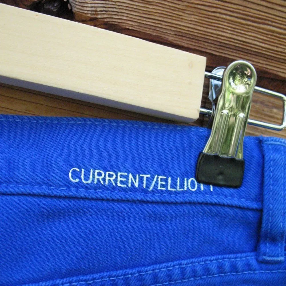 NWOT  Current Elliot Blue The Boyfriend  Mid Rise Shorts